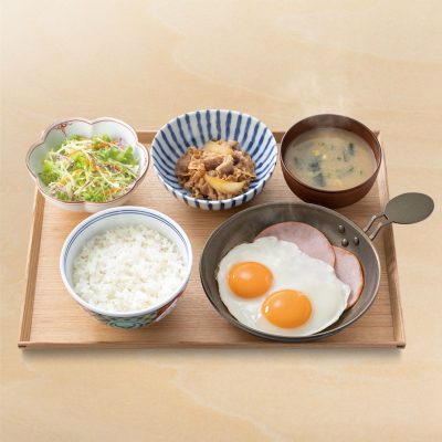 Wハムエッグ牛小鉢定食