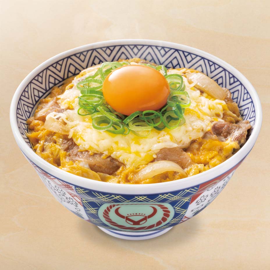 チーズ月見牛とじ丼